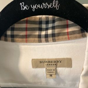 Good condition white men dress shirt